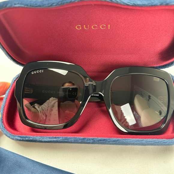 NWT - Gucci Black Minimal Square Sunglasses w/Logo - Picture 10 of 14